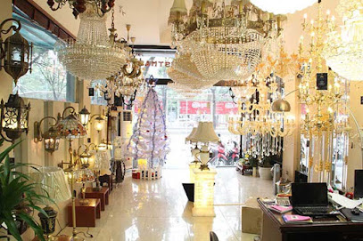 Cửa hàng đèn trần, đèn trang trí LED Thái Decor