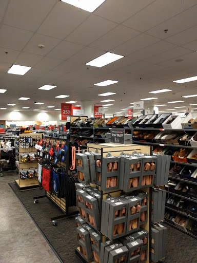 Department Store «Nordstrom Rack Pentagon Centre», reviews and photos, 1201 S Hayes St, Arlington, VA 22202, USA