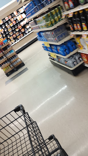 Grocery Store «Food Lion», reviews and photos, 4195 Winchester Rd, Marshall, VA 20115, USA