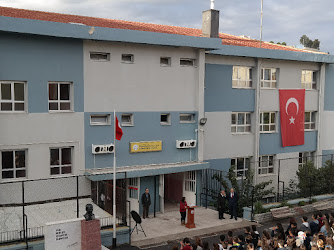 Karabağlar Nevvar Salih İşgören Anadolu Lisesi