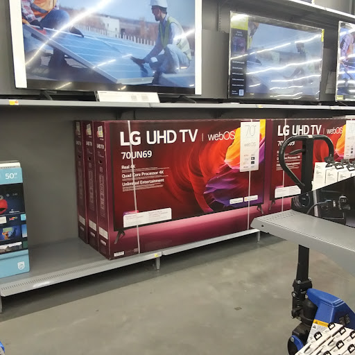 Discount Store «Walmart», reviews and photos, 844 Cleveland Ave, East Point, GA 30344, USA