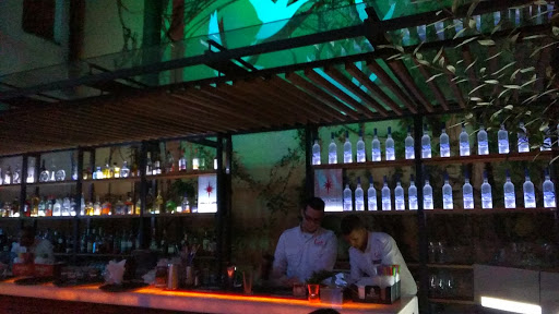 Lulú Tasting Bar