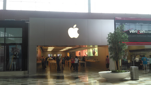 Computer Store «Apple Brandon», reviews and photos, 459 Brandon Town Center Dr, Brandon, FL 33511, USA