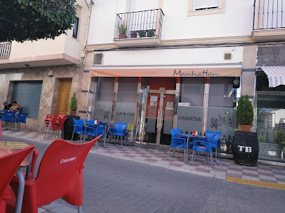 Cafetería Manhattan - C. Cruz, 14913 Encinas Reales, Córdoba, Spain