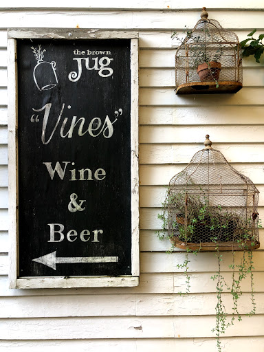 Wine Store «Brown Jug Wine Shop», reviews and photos, 1 Jarves St, Sandwich, MA 02563, USA