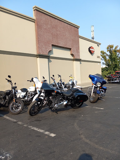 Harley-Davidson Dealer «Lane Splitter Harley-Davidson», reviews and photos, 1551 Parkmoor Ave, San Jose, CA 95128, USA