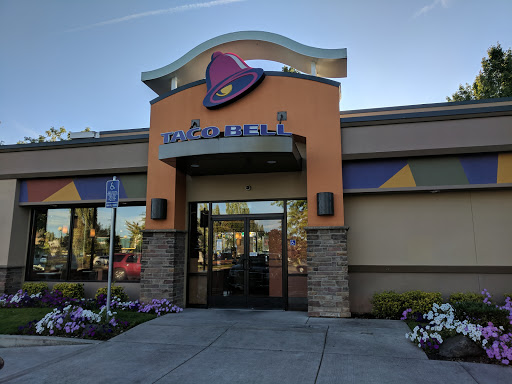 Shopping Mall «Eastport Plaza Shopping Center», reviews and photos, 4000 SE 82nd Ave, Portland, OR 97266, USA