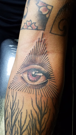 Tattoo Shop «Studio 77 Tattoos», reviews and photos, 5104 38th St, Indianapolis, IN 46254, USA