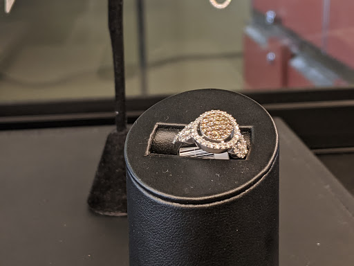 Shopping Mall «Shop City Shopping Center», reviews and photos, 105 Shop City Plaza, Syracuse, NY 13206, USA