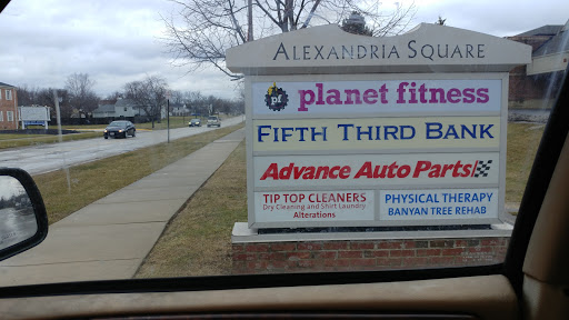 Auto Parts Store «Advance Auto Parts», reviews and photos, 959 E Aurora Rd, Macedonia, OH 44056, USA