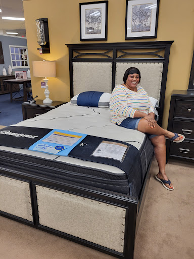 Furniture Store «Raymour & Flanigan Furniture and Mattress Store», reviews and photos, 895 E Gate Blvd, Garden City, NY 11530, USA