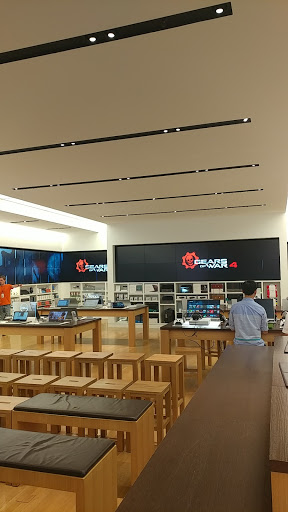 Computer Store «Microsoft Store», reviews and photos, 7007 Friars Rd #860, San Diego, CA 92108, USA