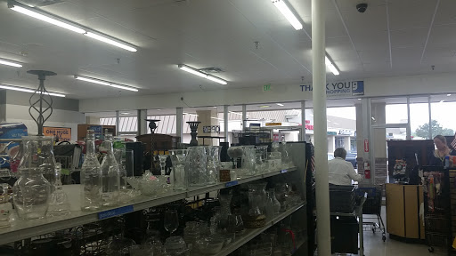 Thrift Store «Goodwill Arvada - Wadsworth», reviews and photos, 7547 W 80th Ave, Arvada, CO 80003, USA
