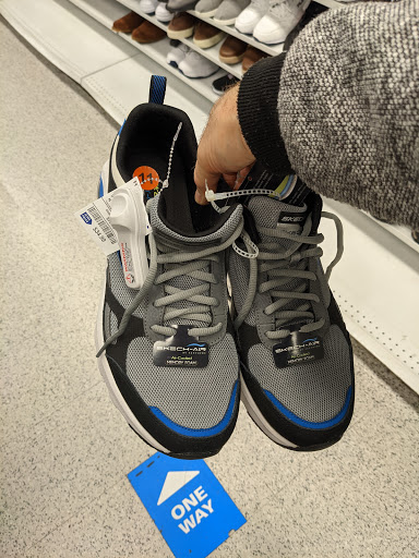 Clothing Store «Ross Dress for Less», reviews and photos, 2325 Lancaster Dr NE, Salem, OR 97305, USA