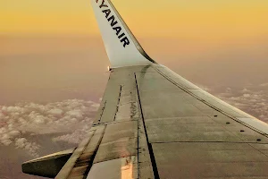 Ryanair image