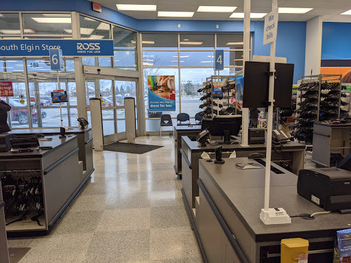 Clothing Store «Ross Dress for Less», reviews and photos, 484 Randall Rd, South Elgin, IL 60177, USA