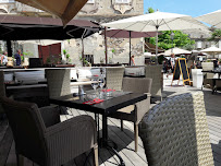 Atmosphère du Restaurant La Terrasse à Brando - n°8