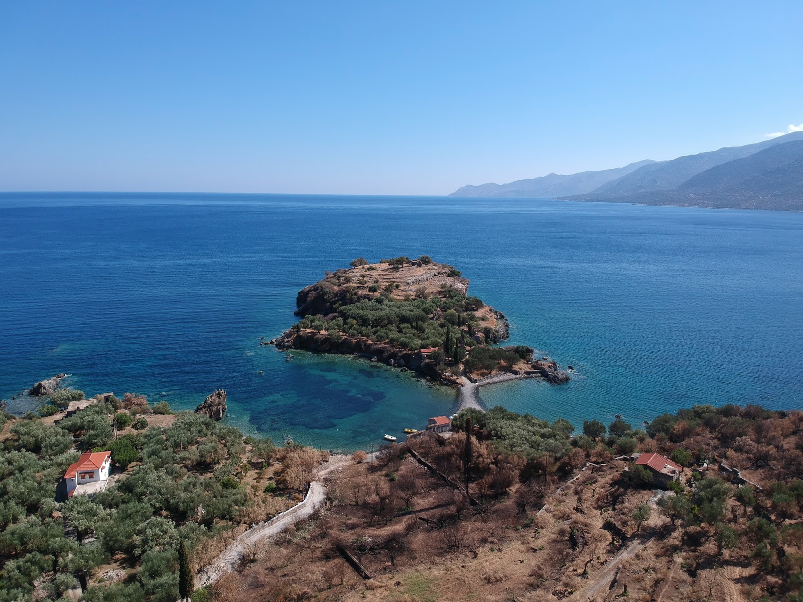 Fotografie cu Skopa beach zonă sălbatică