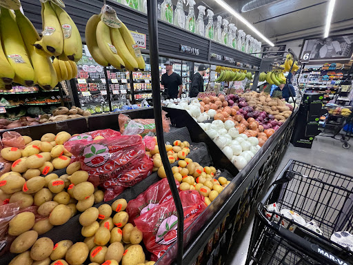 Grocery Store «Mar-Val Food Stores Inc», reviews and photos, 19000 Main St, Groveland, CA 95321, USA