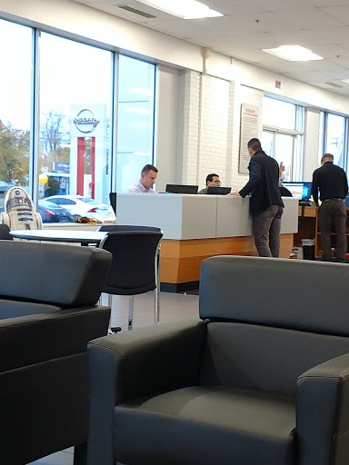 Nissan Dealer «DeCormier Nissan», reviews and photos, 30 Tolland Turnpike, Manchester, CT 06040, USA