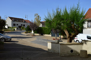 Photo n°2 de Mairie à Sept-Sorts ()