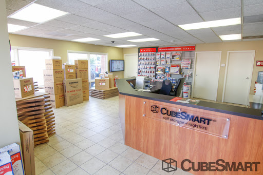 Self-Storage Facility «CubeSmart Self Storage», reviews and photos, 1730 Irving Park Rd, Schaumburg, IL 60193, USA