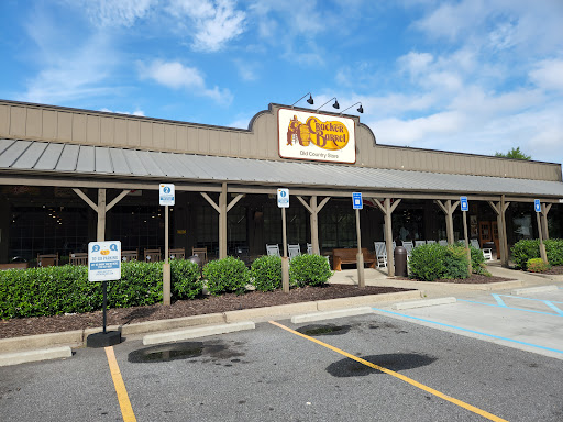 Cracker Barrel Old Country Store, 5580 Windward Pkwy, Alpharetta, GA 30004, USA, 
