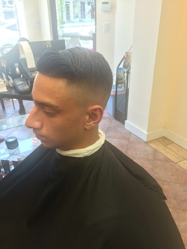 Barber Shop «Larchmont Barber Shop», reviews and photos, 1934 Palmer Ave, Larchmont, NY 10538, USA