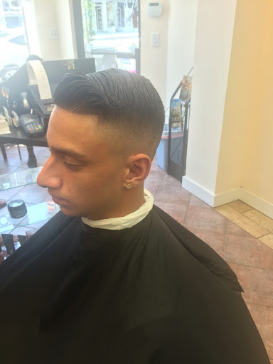 Barber Shop «Larchmont Barber Shop», reviews and photos, 1934 Palmer Ave, Larchmont, NY 10538, USA