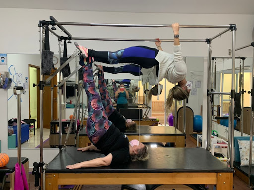 Logo da empresa - Pilates Ariadne Tieppo