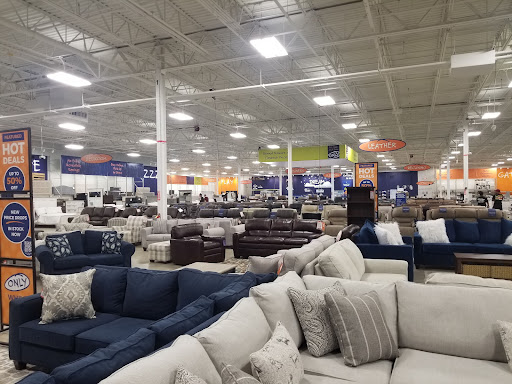 Furniture Store «Weekends Only Furniture & Mattress», reviews and photos, 8315 Center Run Dr, Indianapolis, IN 46250, USA
