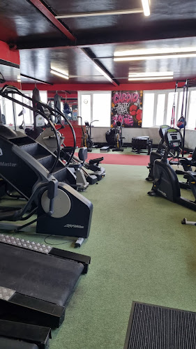 Reviews of Samsons Fitness in Bedford - Gym
