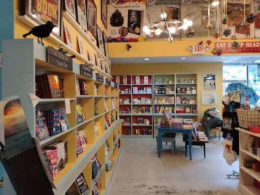 Book Store «Little Shop of Stories», reviews and photos, 133 E Court Square # A, Decatur, GA 30030, USA