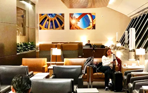 Admirals Club image