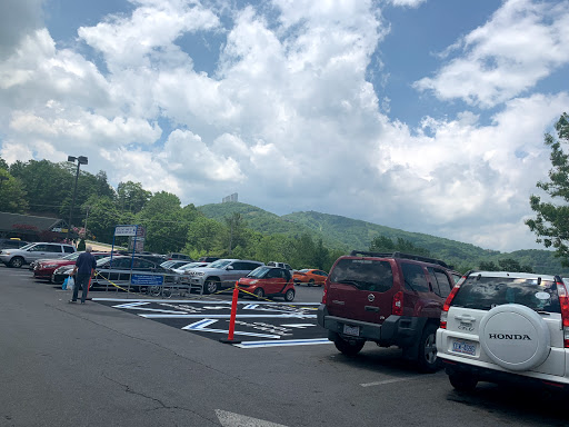 Grocery Store «Food Lion», reviews and photos, 3555 Tynecastle Hwy, Banner Elk, NC 28604, USA