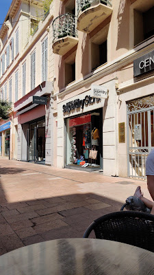 Superdry à Cannes