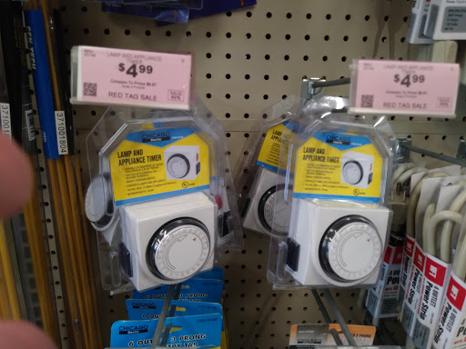 Hardware Store «Harbor Freight Tools», reviews and photos, 1019 N State College Blvd, Anaheim, CA 92806, USA