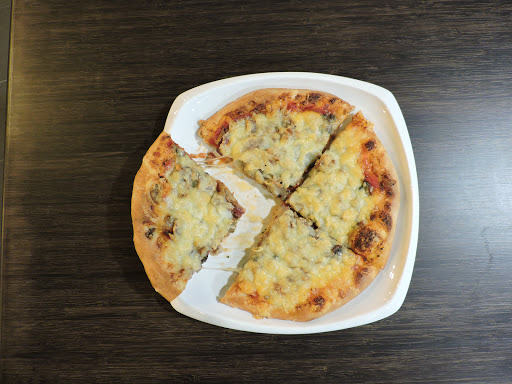 Juluca's - Best Pizza in Barrhaven | Italian Restaurant