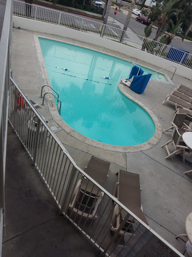 Motel 6 Santa Barbara, CA - Beach image