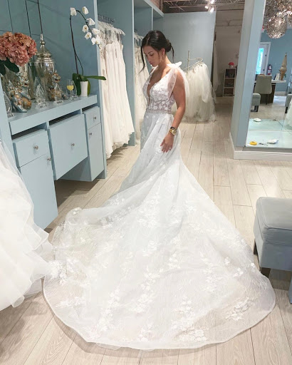 Bridal Shop «Lauderdale Bride - Upscale & Intimate Bridal Boutique in the heart of Fort Lauderdale», reviews and photos, 4130 N Federal Hwy, Fort Lauderdale, FL 33308, USA