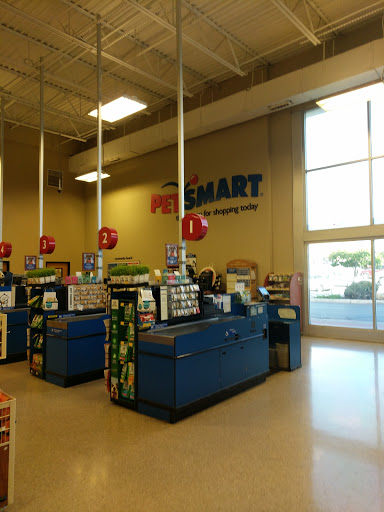 Pet Supply Store «PetSmart», reviews and photos, 5435 W TX-1604 Loop N, San Antonio, TX 78253, USA