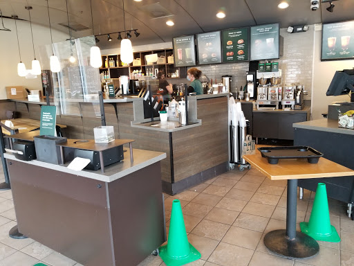 Starbucks, 5 CT-39, New Fairfield, CT 06812, USA, 