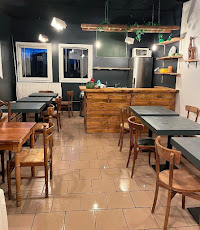 Atmosphère du Café La Girafe à Sainte-Consorce - n°1