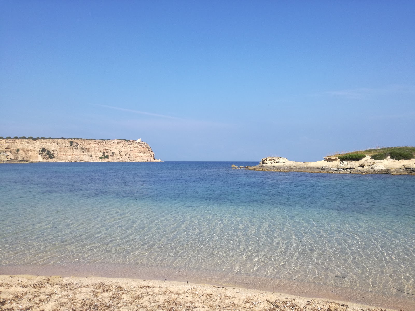 Zdjęcie Spiaggia Sa Mesa Longa z przestronne multi zatoki