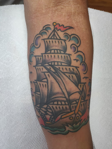 Tattoo Shop «Smith Street Tattoo Parlour», reviews and photos, 411 Smith St, Brooklyn, NY 11231, USA