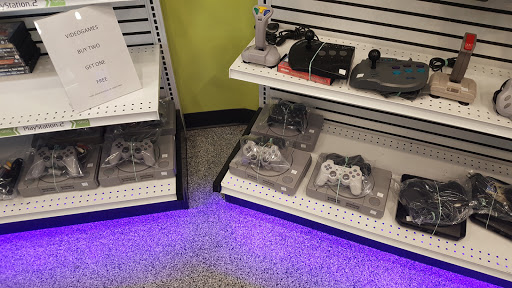 Electronics Store «The Grid», reviews and photos, 9605 N Tryon St, Charlotte, NC 28262, USA