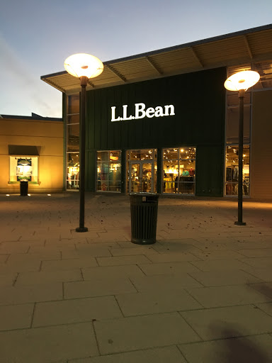 Clothing Store «L.L. Bean», reviews and photos, 700 Paramus Park, Paramus, NJ 07652, USA