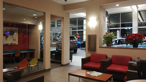 Toyota Dealer «Luther Brookdale Toyota», reviews and photos, 6700 Brooklyn Blvd, Brooklyn Center, MN 55429, USA