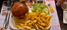 Hamburger du Restaurant de grillades Poivre Rouge à Bollène - n°4