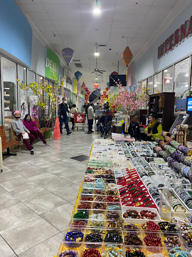 Grocery Store «Ben Thanh Plaza and Central Market», reviews and photos, 1818 E Pioneer Pkwy #100, Arlington, TX 76010, USA